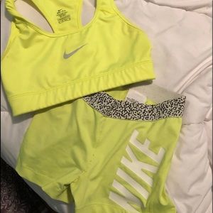 Nike Pro sports bra and spandex set